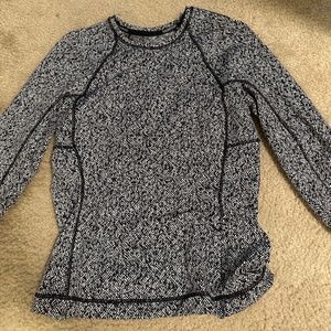 Lululemon longsleeve top size 6